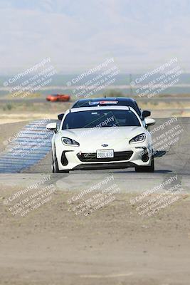 media/Sep-15-2024-Speed Ventures (Sun) [[7a54f7ed2f]]/Yellow Group/Session 1 (Outside Grapevine)/
